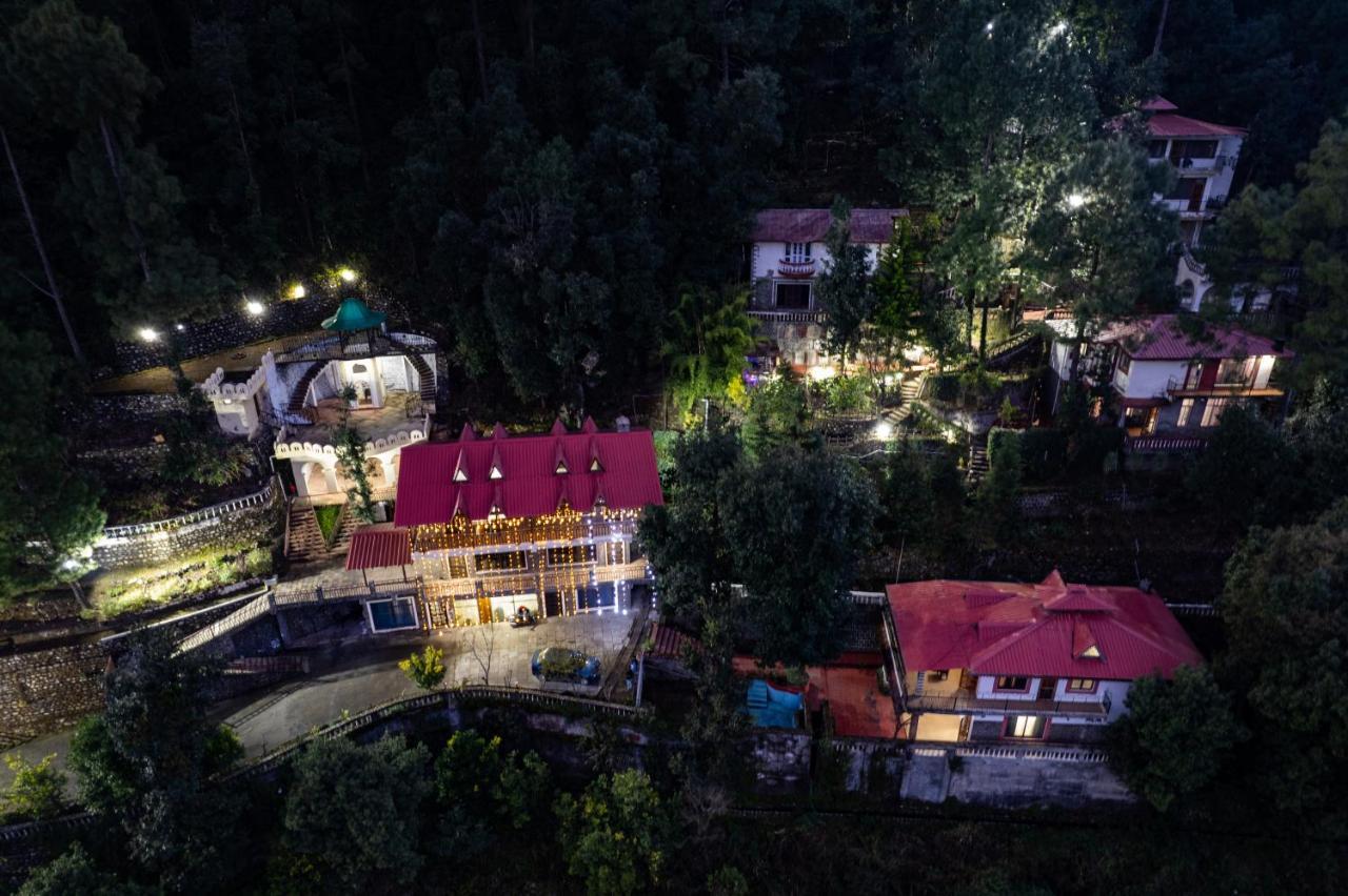 The Canadian Woods Resort Nainital Exteriör bild