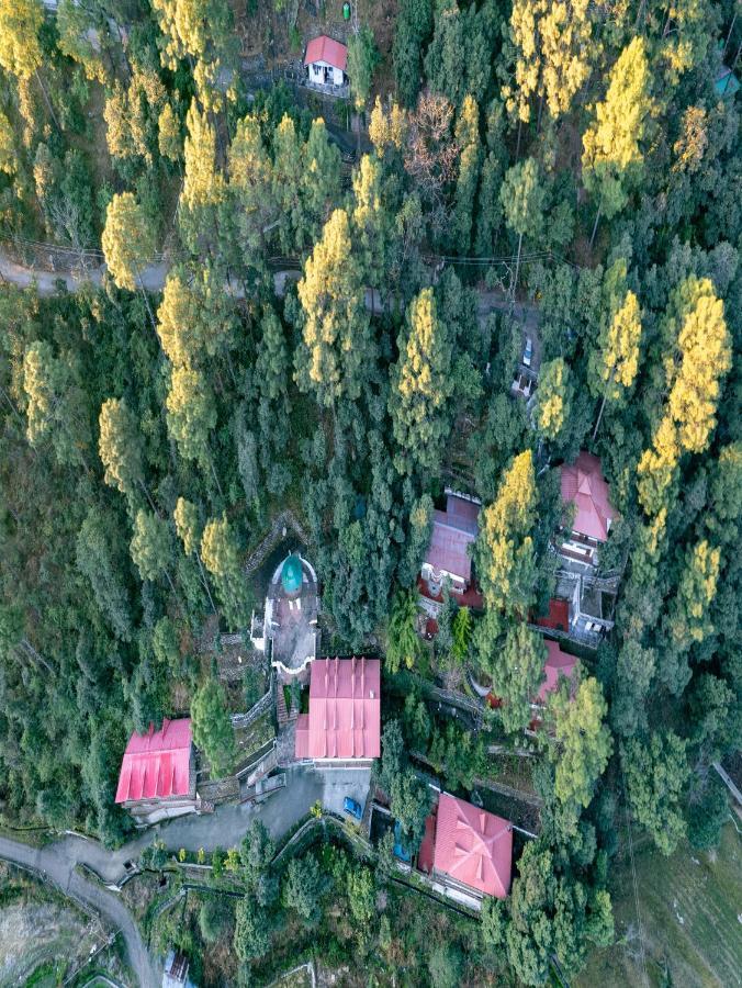 The Canadian Woods Resort Nainital Exteriör bild